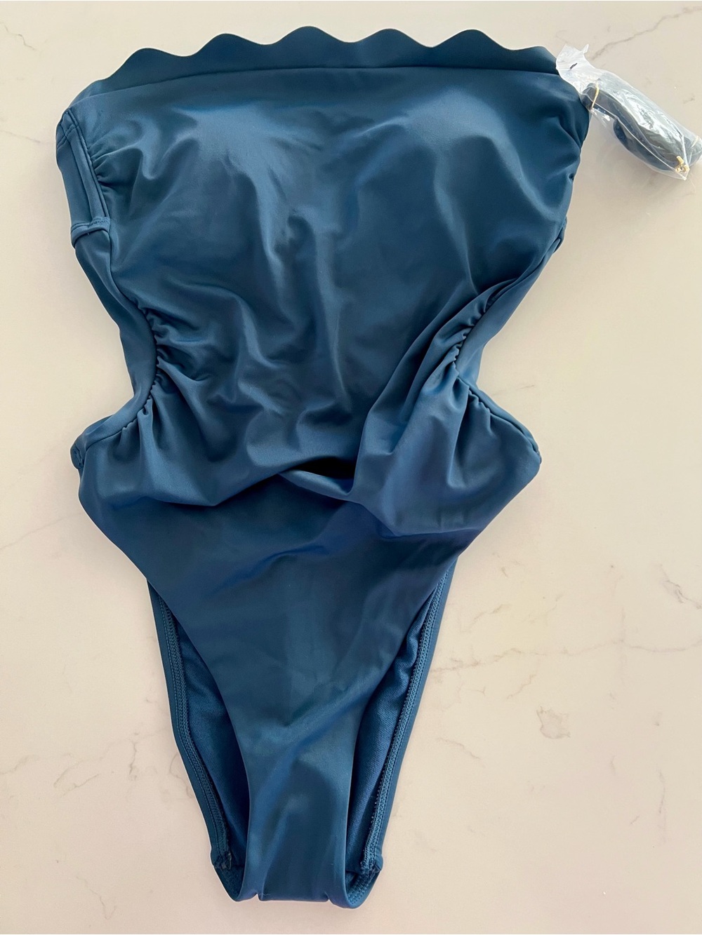 NWT XS Shade & Shore Scalloped One-Piece Swimsuit in Teal